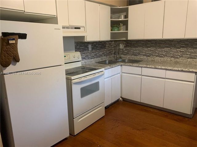 11970 NW 10th Ave, North Miami, FL 33168