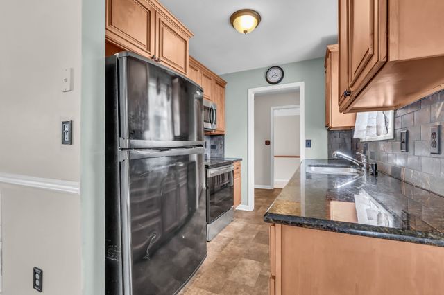 3200 N Senseney Cir, Clarksville, TN 37042