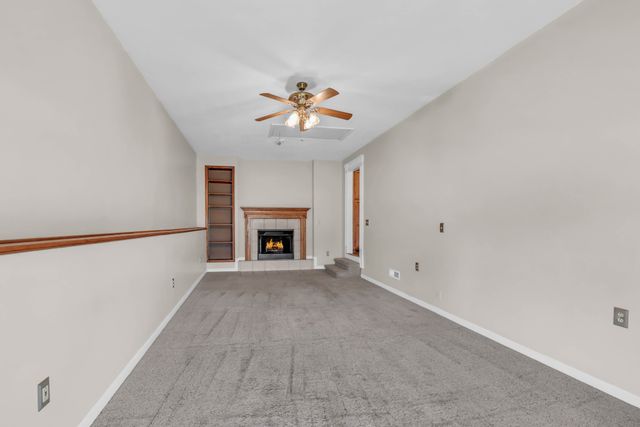 3200 N Senseney Cir, Clarksville, TN 37042