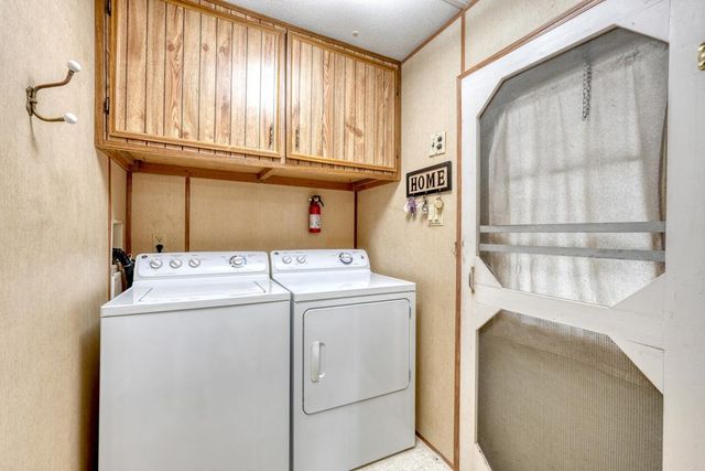 240 Ruby Lake Drive N, Hiawassee, GA 30546