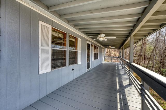 240 Ruby Lake Drive N, Hiawassee, GA 30546