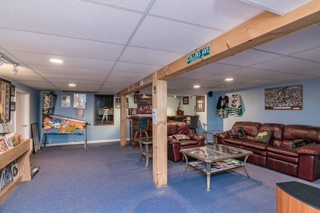 127 Magnolia Circle, Longmeadow, MA 01106