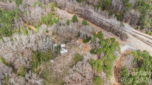 185 Crosby Lane, Catawba, SC 29704