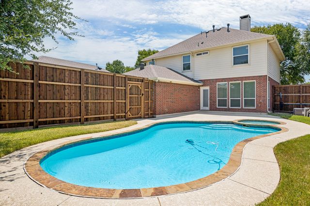 257 Ridge Haven Drive, Lewisville, TX 75067