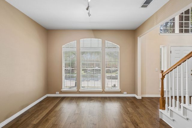 257 Ridge Haven Drive, Lewisville, TX 75067