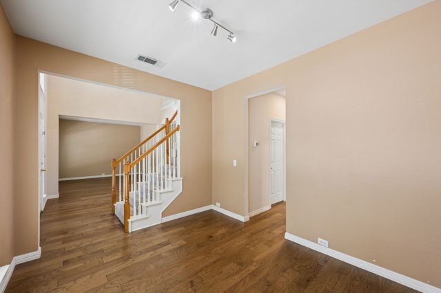 257 Ridge Haven Drive, Lewisville, TX 75067