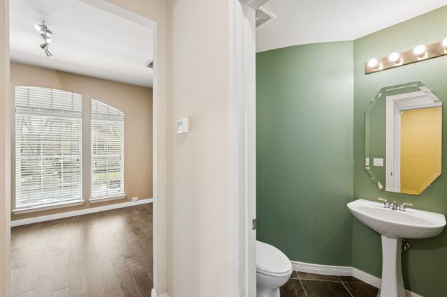 257 Ridge Haven Drive, Lewisville, TX 75067