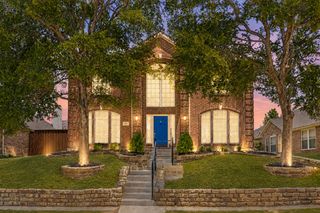 257 Ridge Haven Drive, Lewisville, TX 75067