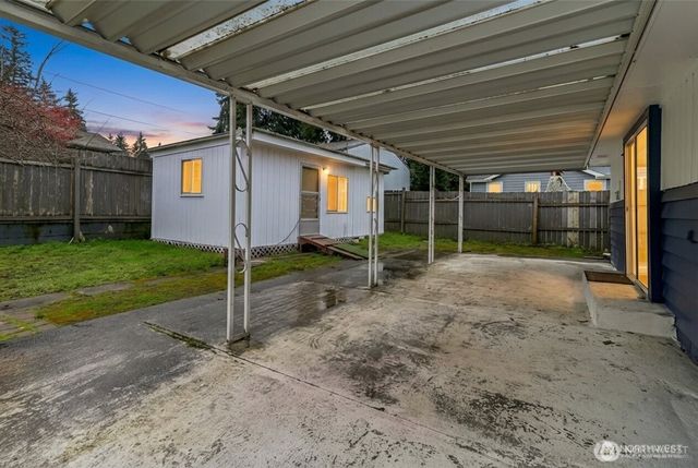 12904 12th Avenue S, Burien, WA 98168