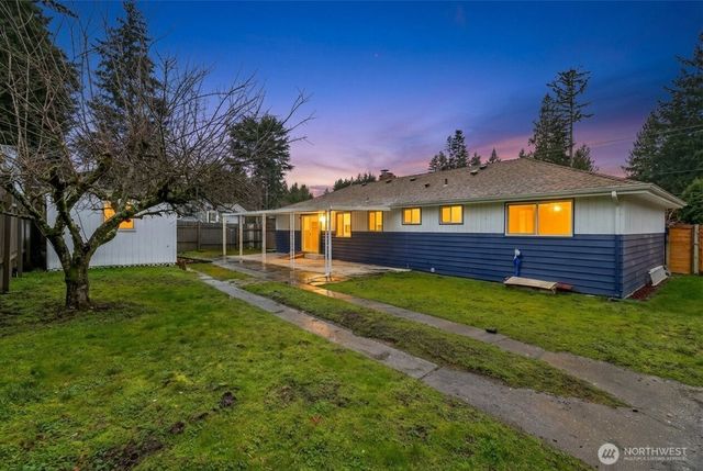 12904 12th Avenue S, Burien, WA 98168