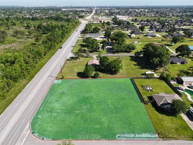 5927 Nelson Road, Lake Charles, LA 70605