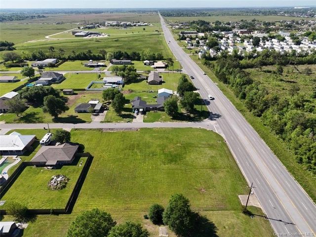 5927 Nelson Road, Lake Charles, LA 70605
