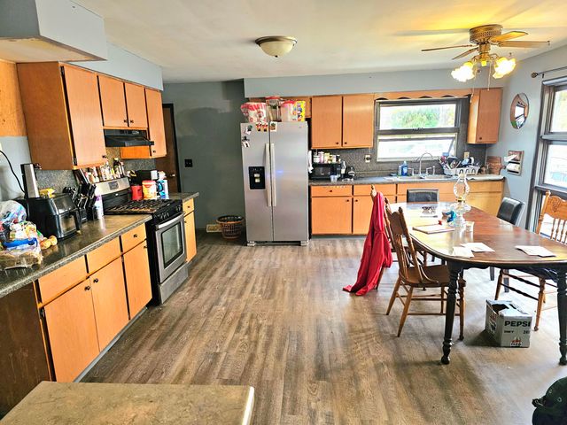 229 N Burr Oak Road, Burr Oak, MI 49030