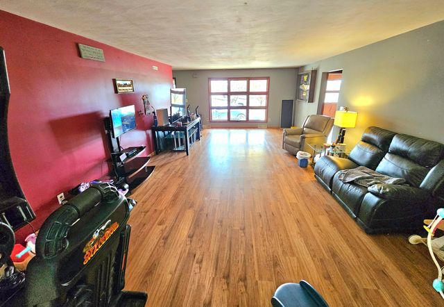 229 N Burr Oak Road, Burr Oak, MI 49030