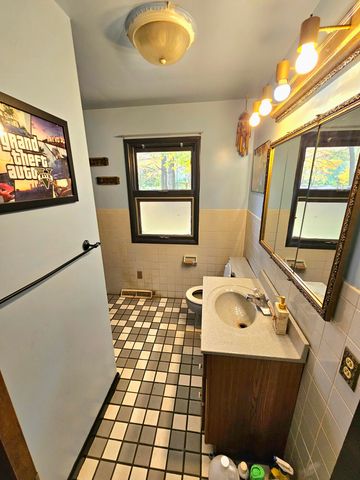 229 N Burr Oak Road, Burr Oak, MI 49030