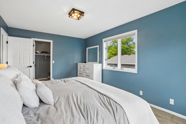 17134 Woodview Court SE, Prior Lake, MN 55372