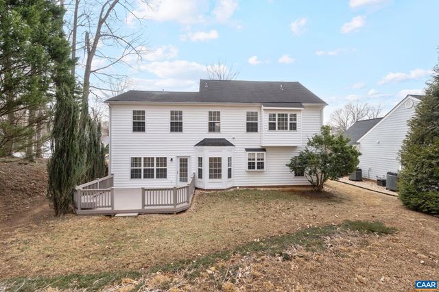 1527 CHERRY BARK LN, Charlottesville, VA 22911