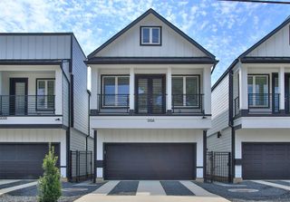 910A W 21st Street, Houston, TX 77008