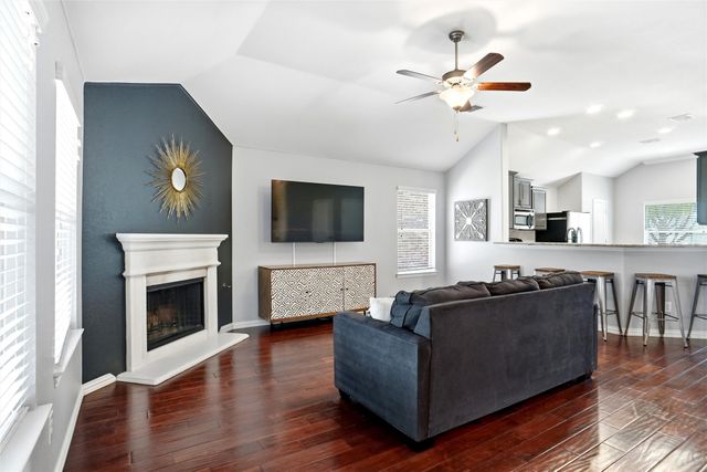 12529 Autumn Leaves Trail, Fort Worth, TX 76244