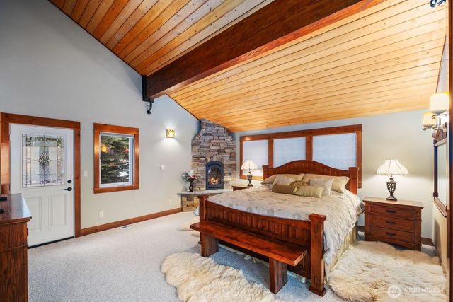 1310 Snoqualmie Drive, Snoqualmie Pass, WA 98068