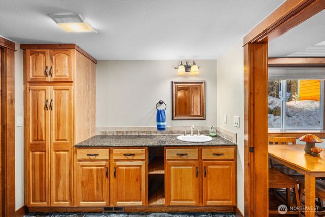 1310 Snoqualmie Drive, Snoqualmie Pass, WA 98068