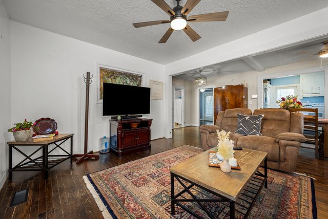 464 Whitthorne St, Shelbyville, TN 37160