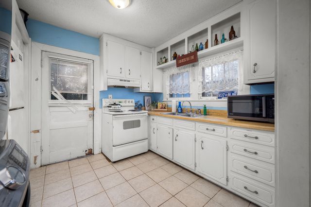 464 Whitthorne St, Shelbyville, TN 37160