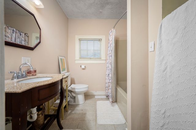 464 Whitthorne St, Shelbyville, TN 37160