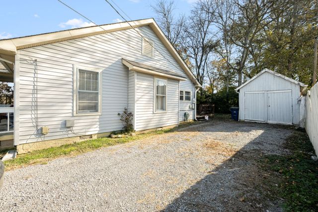 464 Whitthorne St, Shelbyville, TN 37160