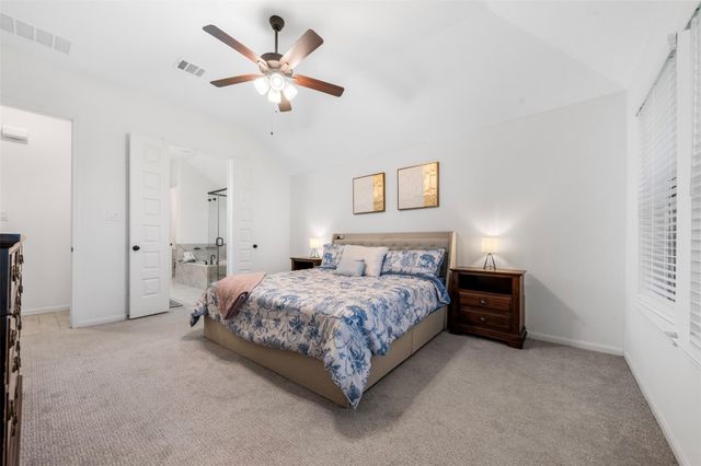 13606 Sacred Oaks Drive, Mont Belvieu, TX 77535