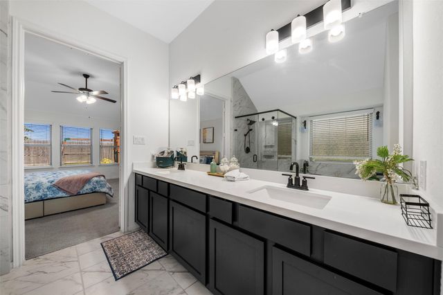 13606 Sacred Oaks Drive, Mont Belvieu, TX 77535
