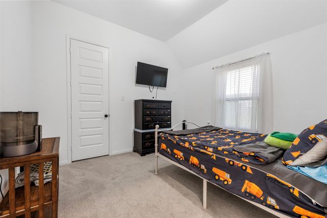 13606 Sacred Oaks Drive, Mont Belvieu, TX 77535