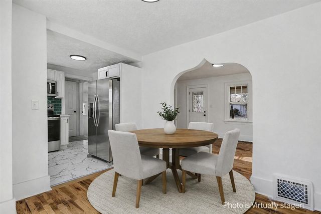 21 Foster Drive, Battle Creek, MI 49015