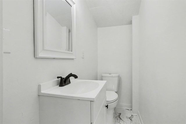 21 Foster Drive, Battle Creek, MI 49015