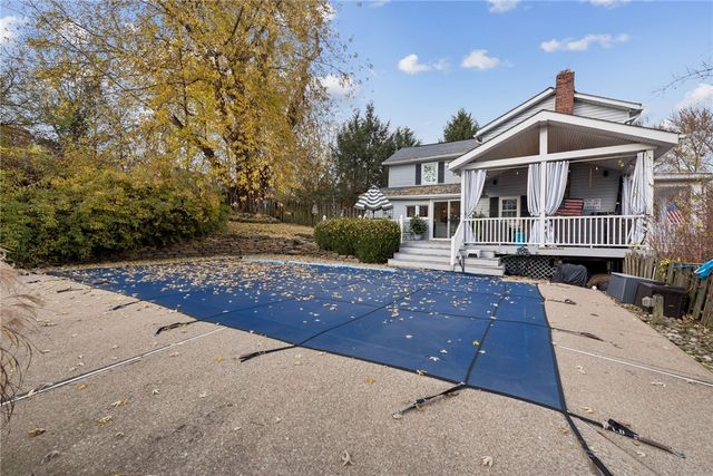 3024 Hyland Rd, Penn Twp, PA 15642