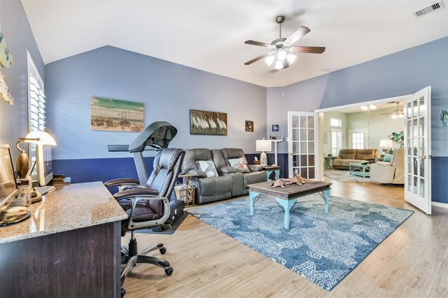 1010 Hyland Lane, League City, TX 77573