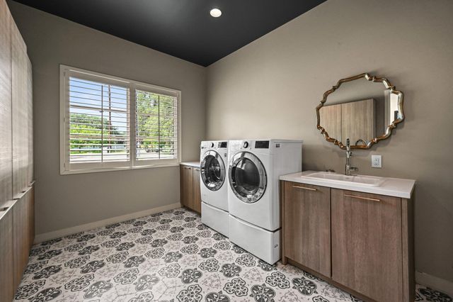 1110 County Road 132A, Kingsland, TX 78639