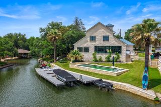 1110 County Road 132A, Kingsland, TX 78639