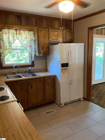 175 Oak Hill Drive, Piedmont, SC 29673