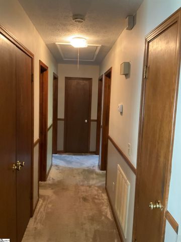 175 Oak Hill Drive, Piedmont, SC 29673