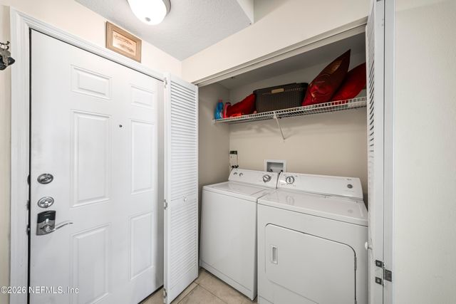 10435 MIDTOWN Parkway 303, Jacksonville, FL 32246