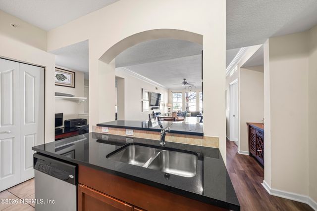 10435 MIDTOWN Parkway 303, Jacksonville, FL 32246