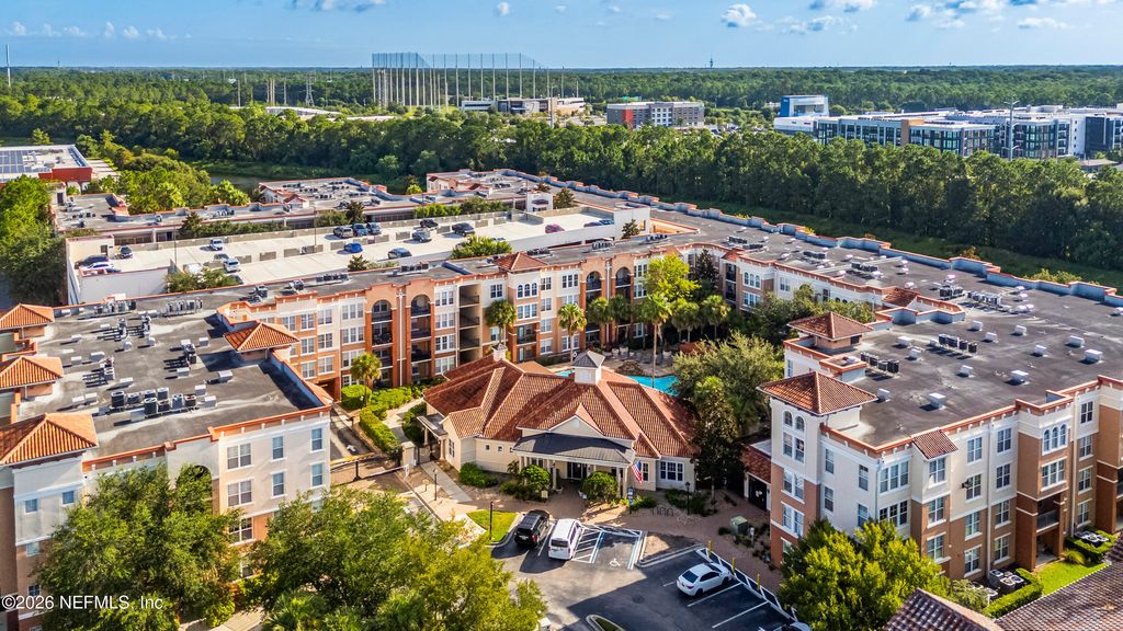 10435 MIDTOWN Parkway 303, Jacksonville, FL 32246