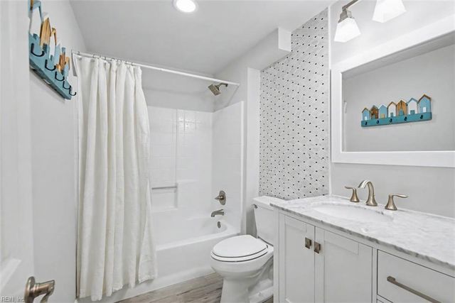 1040 Porte Harbour Arch, Hampton, VA 23664