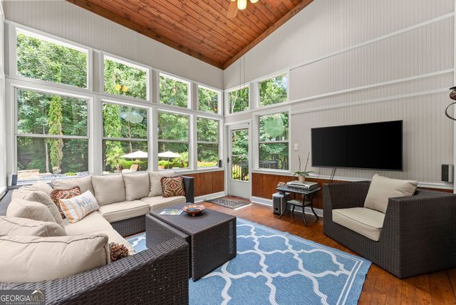 136 Riverview Drive, Suwanee, GA 30024