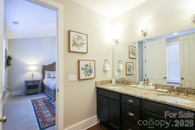 14 E Saddle Notch Lane, Tuckasegee, NC 28783