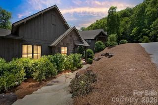 14 E Saddle Notch Lane, Tuckasegee, NC 28783