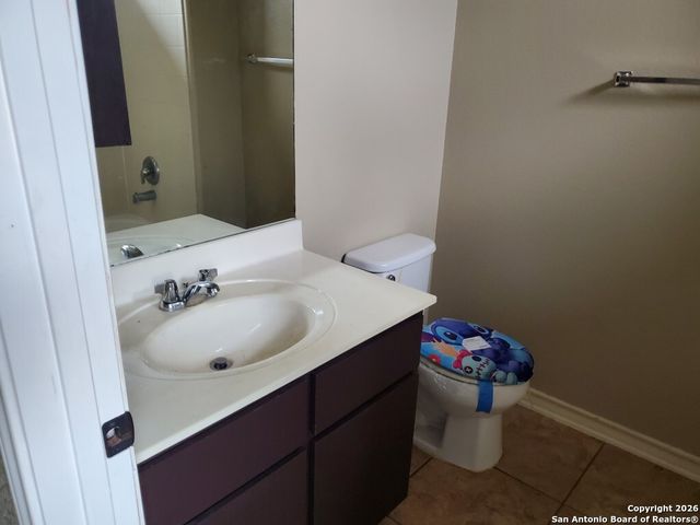 315 Chloe Hts, San Antonio, TX 78253