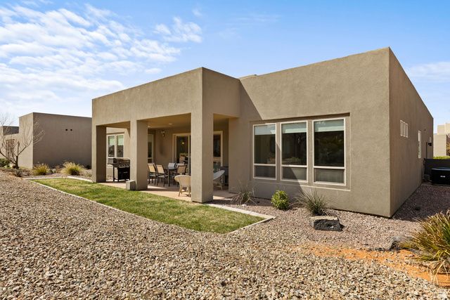 3211 S HIDEAWAY PL, Hurricane, UT 84737
