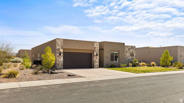 3211 S HIDEAWAY PL, Hurricane, UT 84737